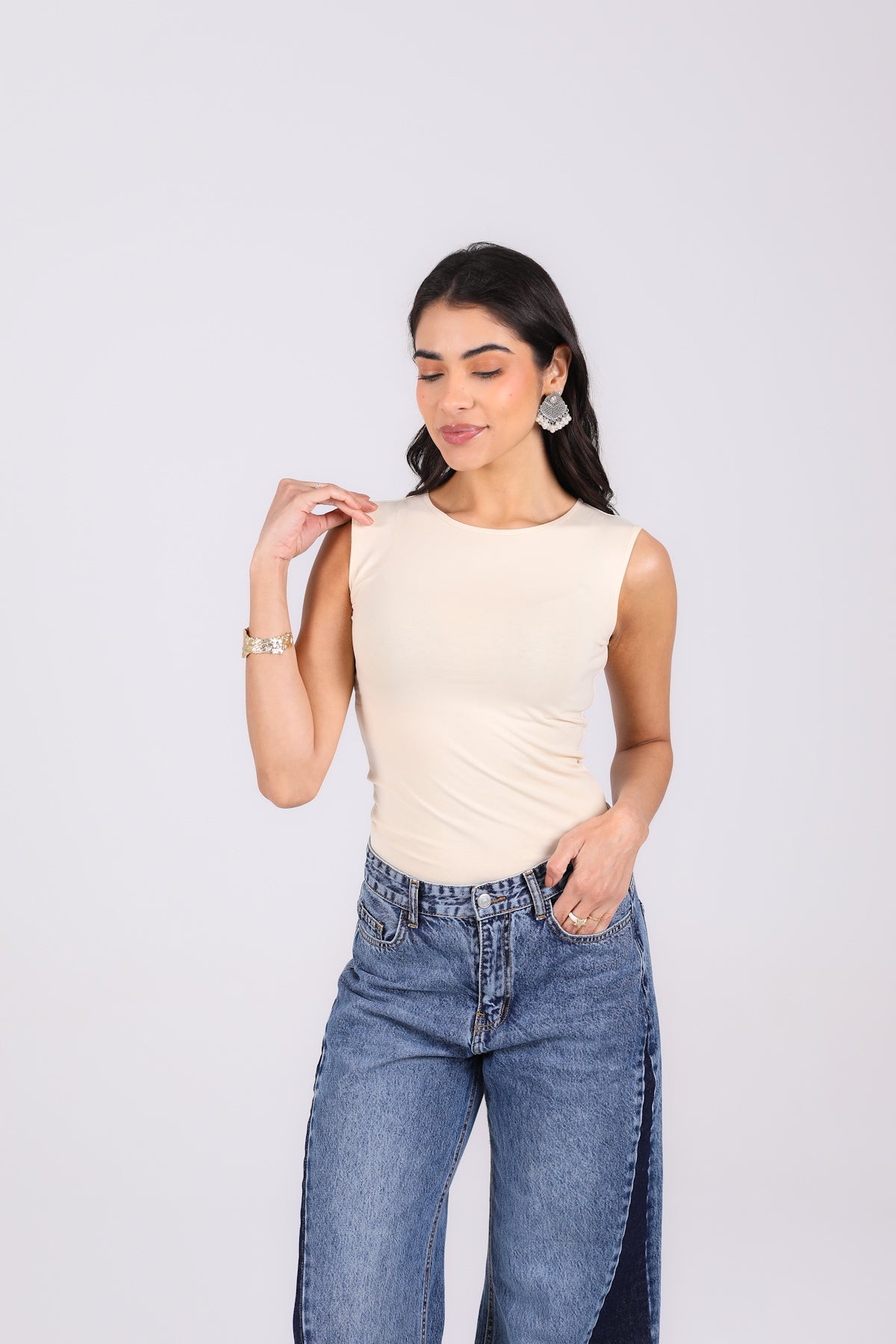 The Contour Basic Top