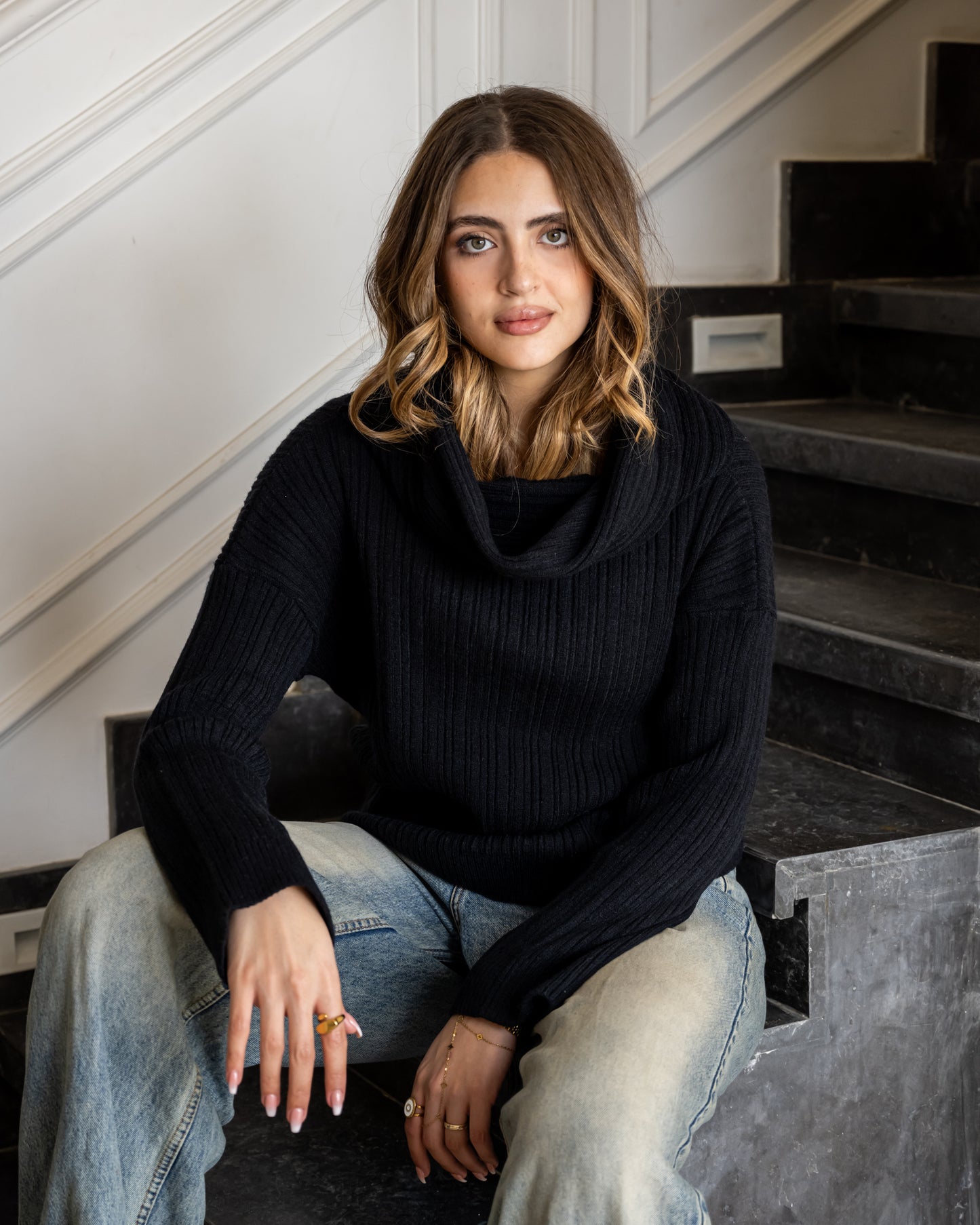 Collar Pullover - Black